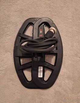 Detektor Kovov Minelab/Sonda Vanquish V8