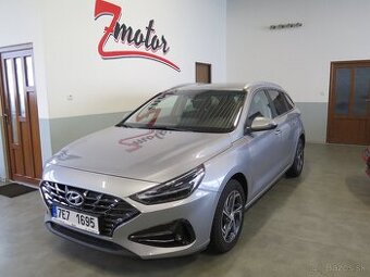 Hyundai i30 1.5T-GDi MHEV,tažné,kamera,navi,výhřev