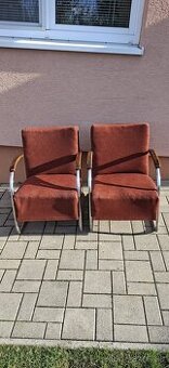 Funkcionalistické chrómové kreslá