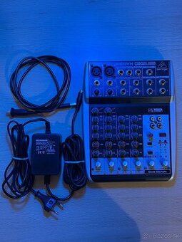 Mixpult Behringer Xenyx Q802USB