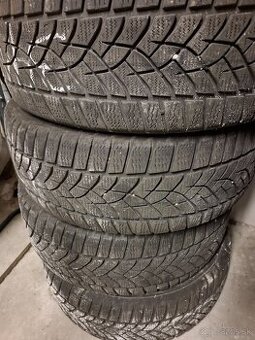 GoodYear UltraGrip 235/50 r19 99V - zimne 4ks