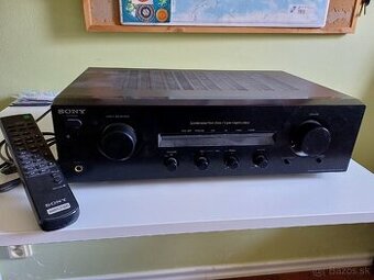Zosilňovač Sony TA-FE370