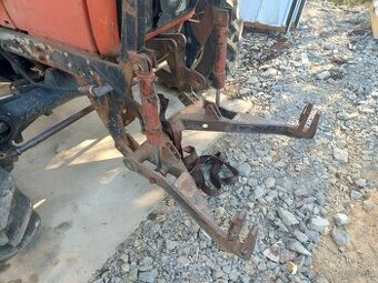 Predná hydraulika zetor