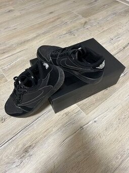 Travis Scott x Air Jordan 1 Retro Low OG SP 'Black Phantom