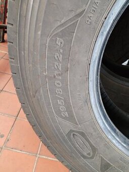 Predám pneumatiky 295/80r22.5