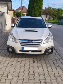 Subaru Outback 2.0D-S Exclusive NAVI CVT