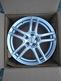 Alu 5 x 100 R 17 + letné 205/40 R 17 PIRELLI.