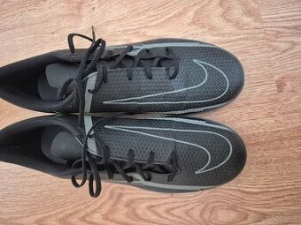 Kopačky Nike Phantom indoor