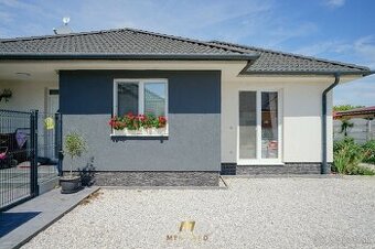 4 izbový rodinný s pekným pozemkom v tichom prostredí, Rajka