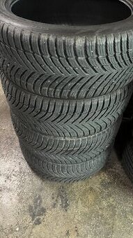 225/45R18 celorocne nokian