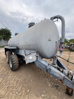 Fekál Cisterna 8300L