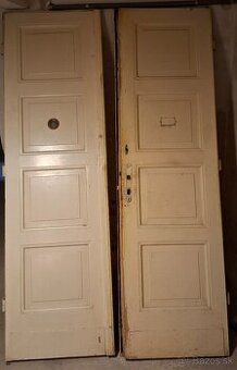 Stare masivne dvere