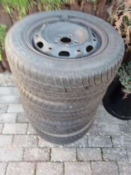 Predám zimné kolesá Barum Polaris 2,185 60R14