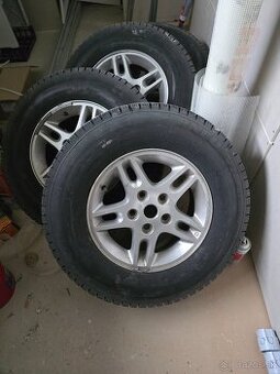 Pneumatiky a elektróny