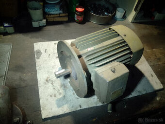 Elektromotor 3f 2800w 2,8kW 1440 ot/min 71kg