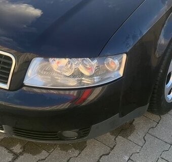 Audi a4 b6 svetla