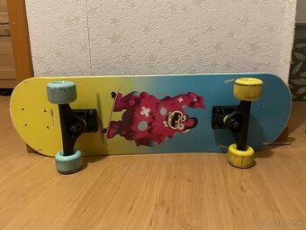 skateboard