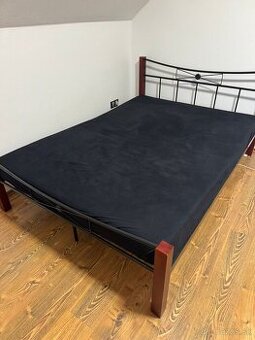 Predám posteľ s madracom