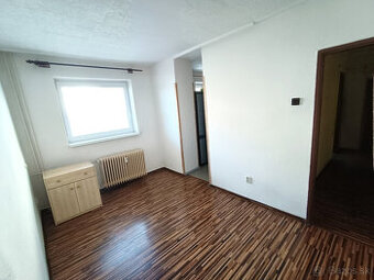 Prenájom 1 izbový byt/kancelária, Vranov nad Topľou, centrum