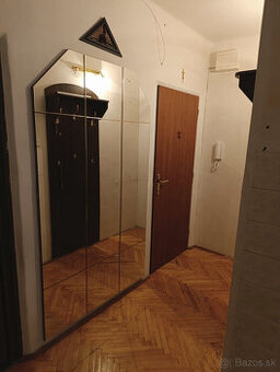 1 izbový byt, 44 m2, Mederčská 12, Komárno - 1