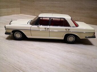 1:18 Autoart, Mercedes 300 SEL