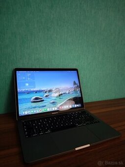 MacBook Pro 2020 | i7 • 32GB • 512GB SSD