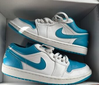 Air Jordan 1 Low