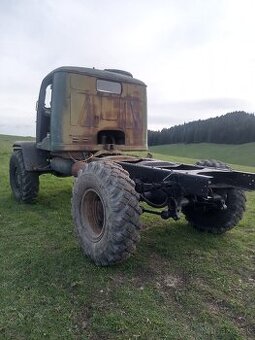 Praga v3s 4x4
