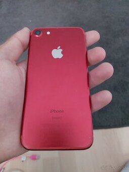 iPhone 7 red