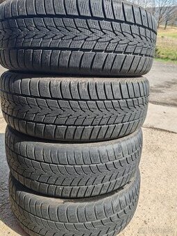 Zimne pneumatiky 215/55 R17 98V