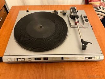 Tesla MC600Q gramofon na ND