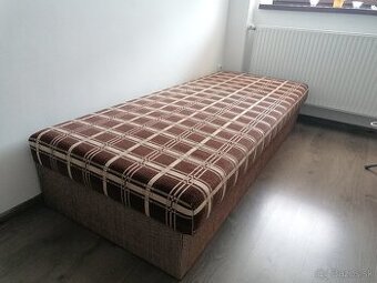 Darujem postel