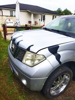 Nissan pathfinder
