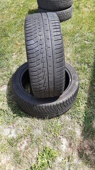 245/45r19 102V  Hankook  zimne