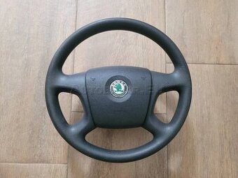 SKODA OCTAVIA II VOLANT - 1