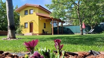 PREDAJ:nová murovaná chata,pozemok 386m2, BA Ružinov