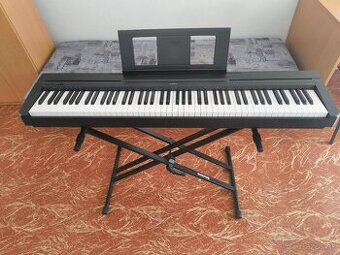 Digitálny klavír Yamaha P45 Black