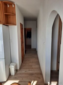 Prenajmem 2-izbový byt v Dubnici nad Váhom