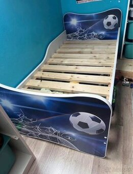 Detská posteľ vzor futbal