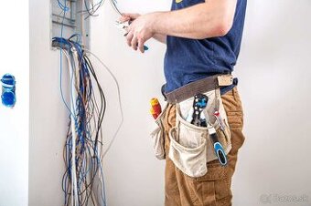 Praca Elektrikar - Francuzske Alpy