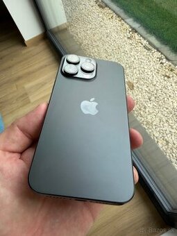 iPhone 15pro Max256gb Black TITAN ako novy v zaruke, komplet