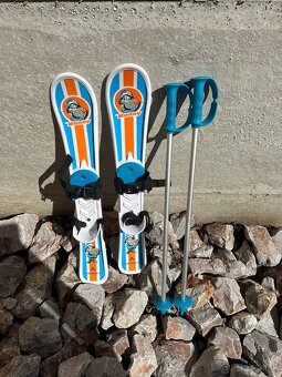 Lyze 150+55cm, palice , prilba