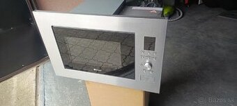 Mikrovlnka vstavaná