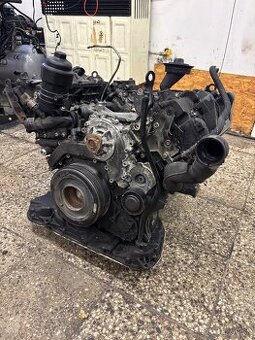 Predam Audi a6 c7 3.0tdi 160kw motor CZVA