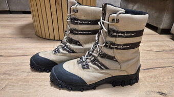 Oakley Vertex tactical a Salomon+mikina Atomic ZDARMA