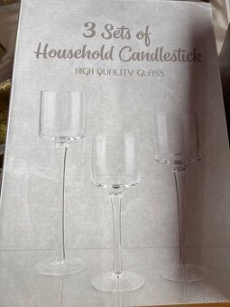 Svietniky na plávajúce sviečky