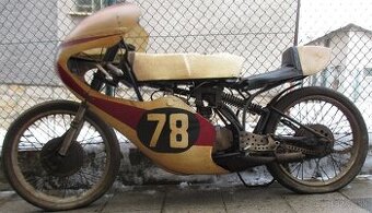 Motocykl čz závodní