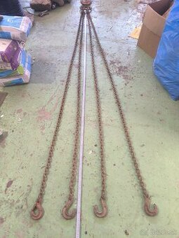 Predám štvorhák s hlavným hakom 7t