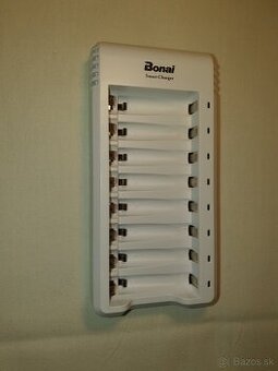 USB NABÍJAČKA Ni-MH AKUMULÁTOROV TYPU AAA / AA