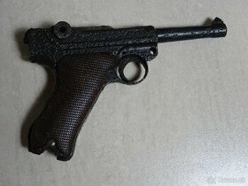 P08 pištol luger - torzo original
